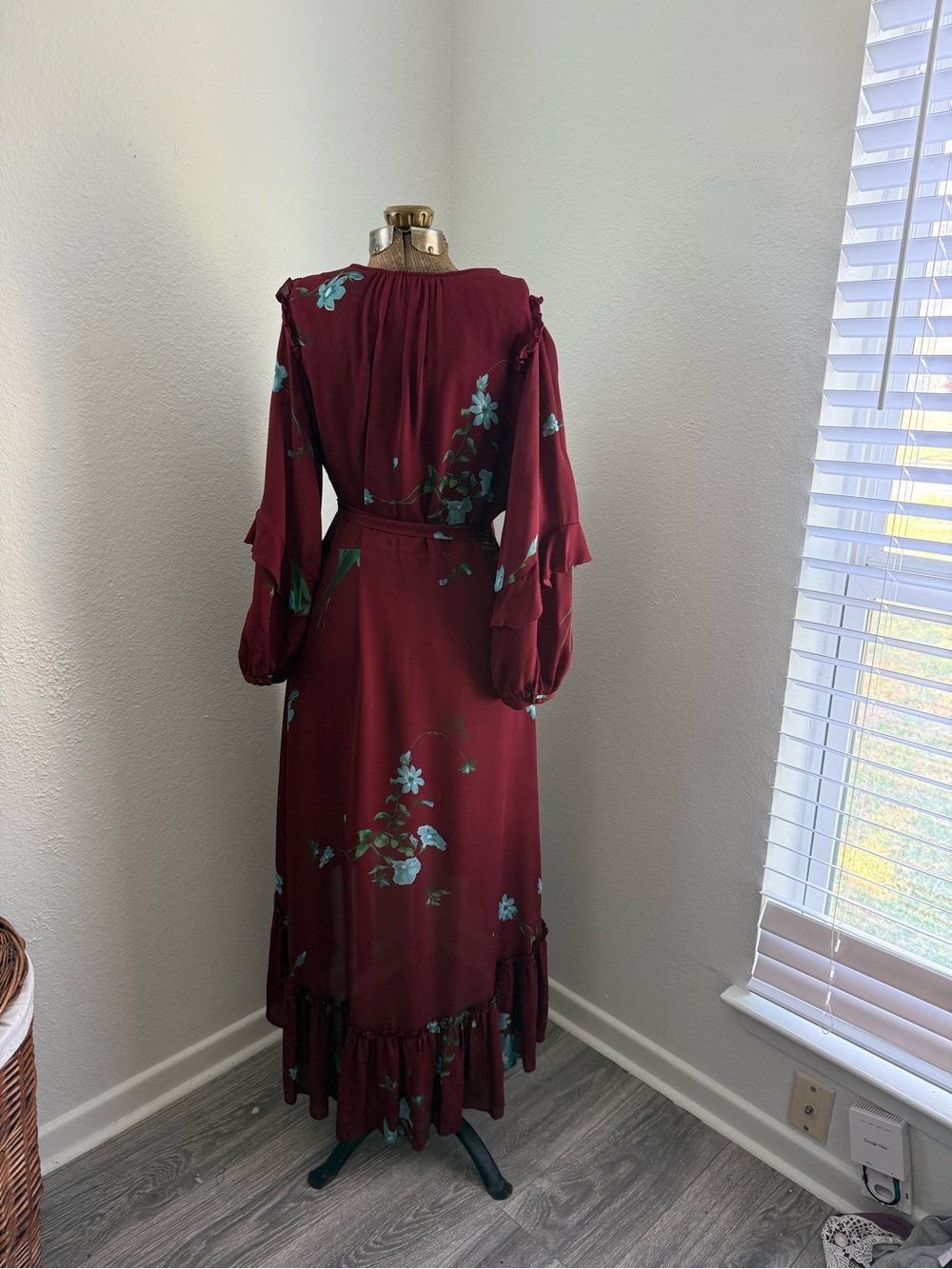 Silk Wrap Dress - Picture 5 of 8